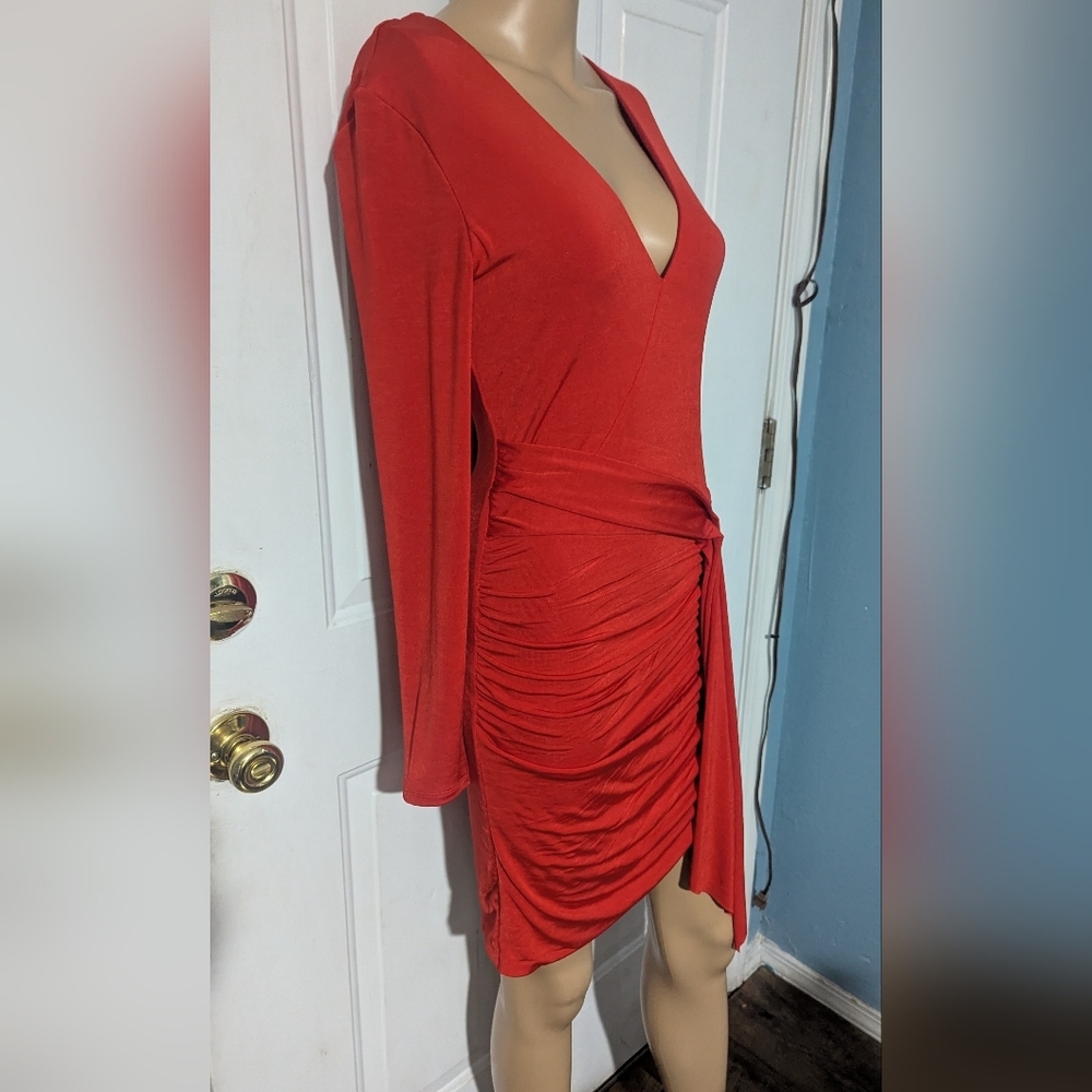 Alice + Olivia Red Long Sleeve Dress - Picture 3 of 5